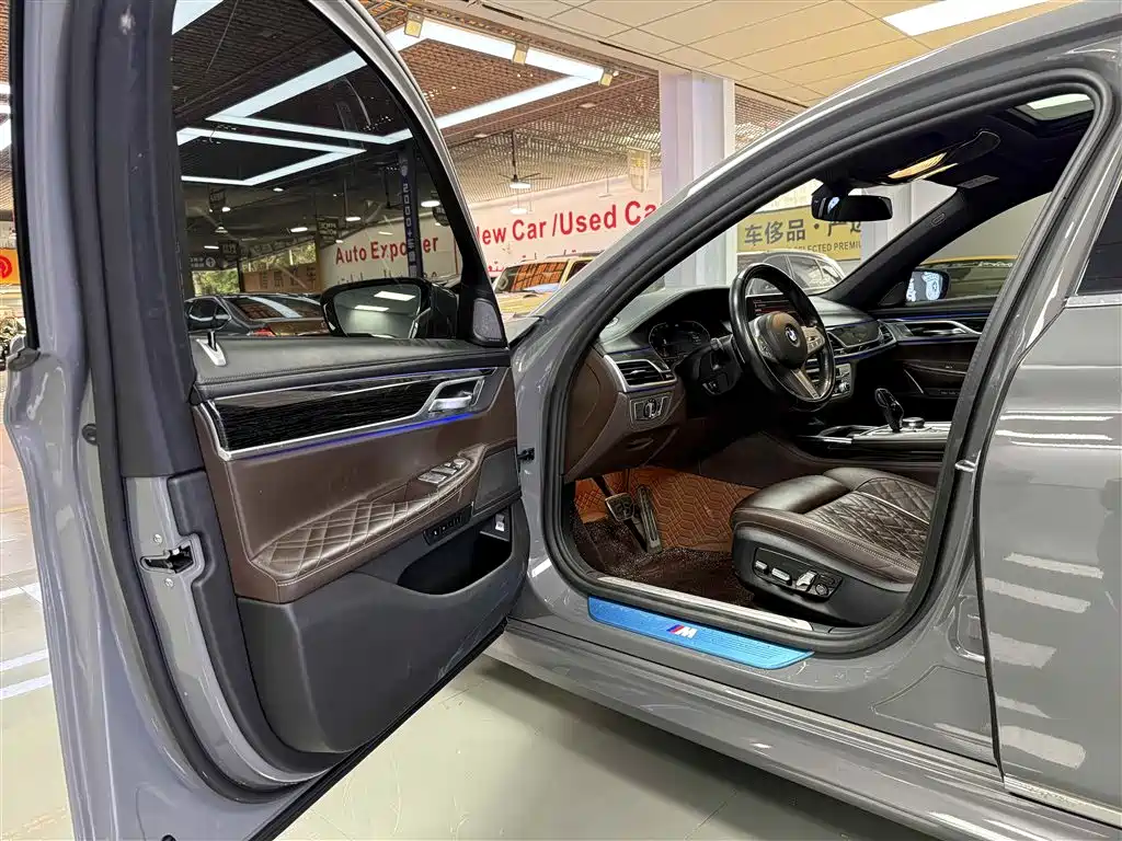 BMW 7 Series 2022 — фото 17