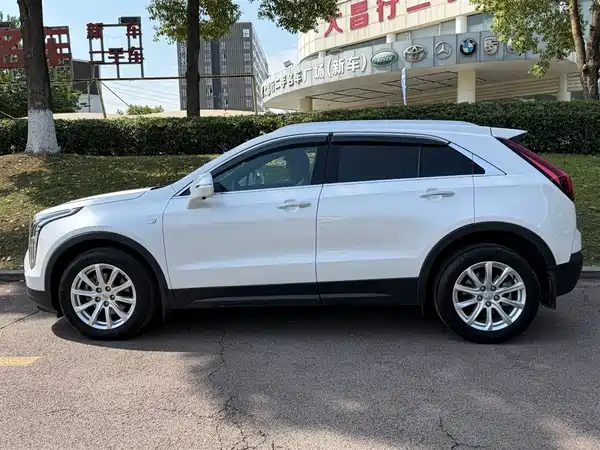 Cadillac XT4 2022