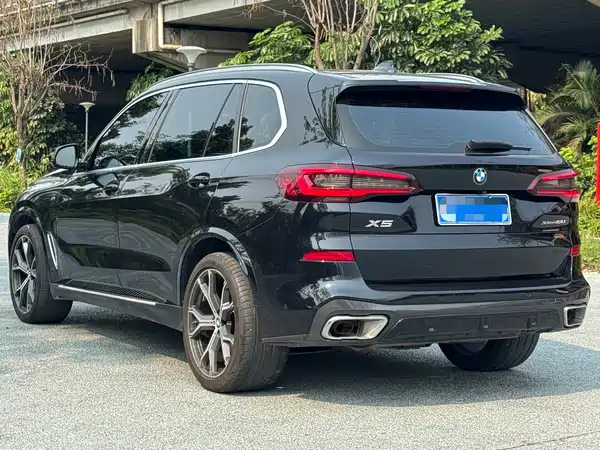 BMW X5 2022