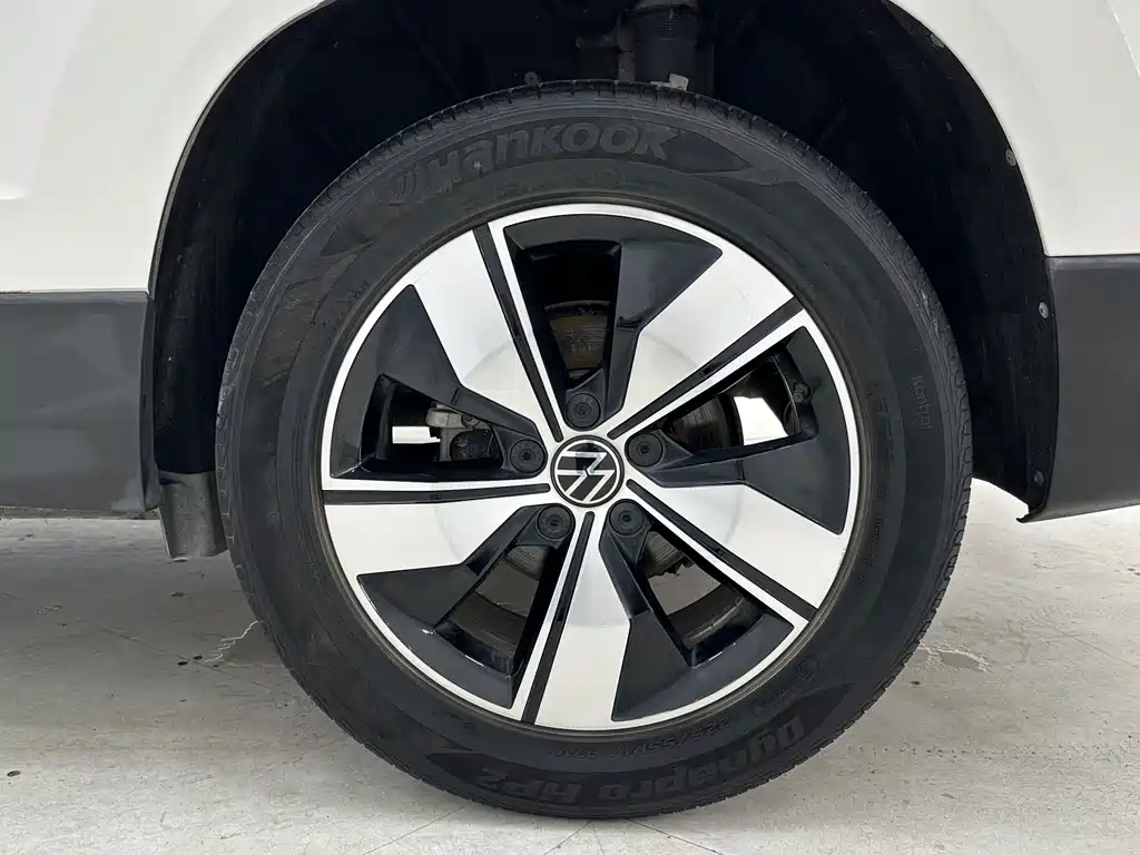 Volkswagen Tharu 2023 — фото 17