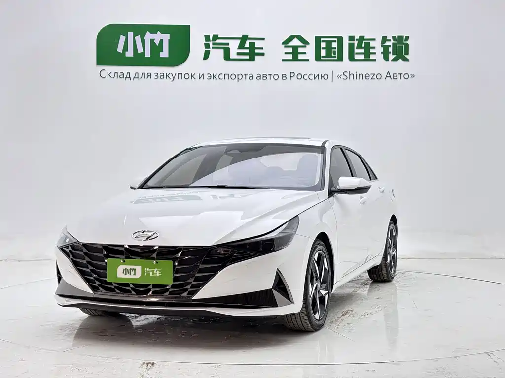 Hyundai Elantra 2023