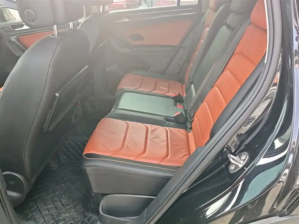 Volkswagen Tiguan 2017 — фото 17
