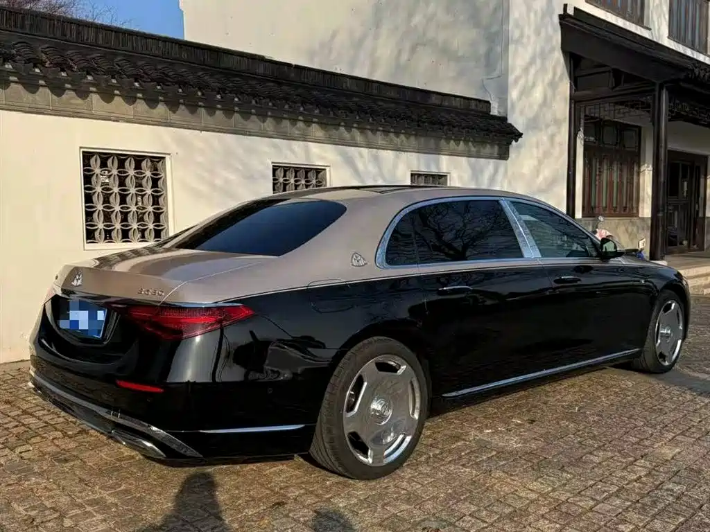 Mercedes-Benz S-Class 2023
