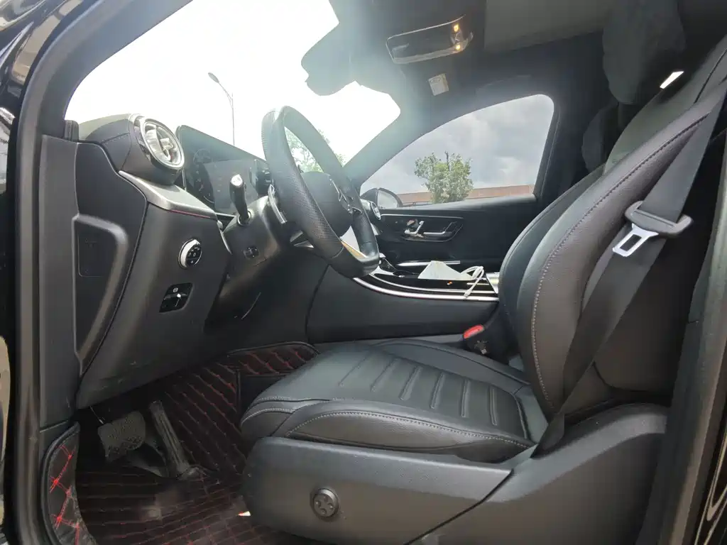 Mercedes-Benz GLC 2024