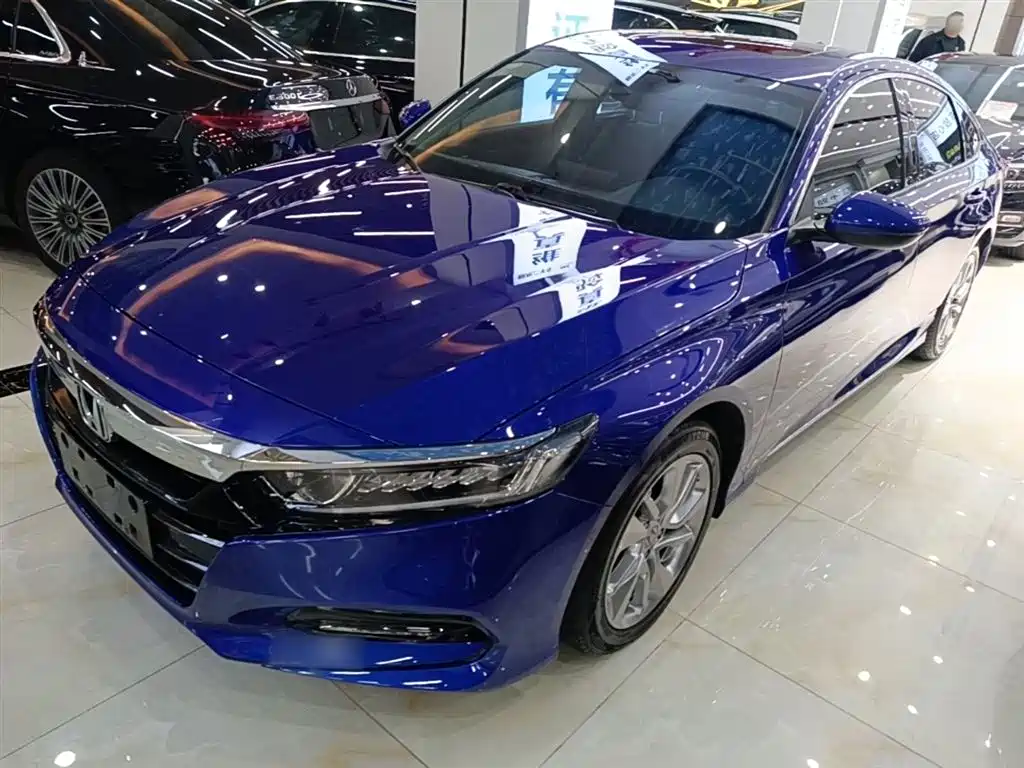 Honda Accord 2019 — фото 1