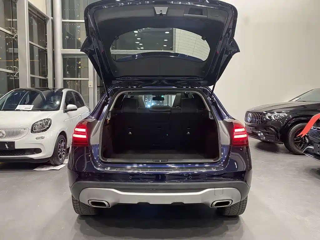Mercedes-Benz GLA 2018 — фото 11