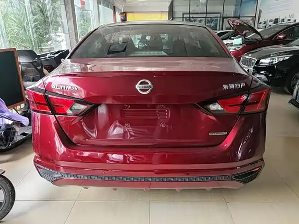 Nissan Teana 2020