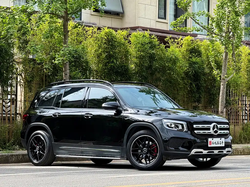 Mercedes-Benz GLB 2022