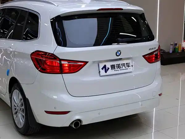 BMW 2 Series Wagon 2019