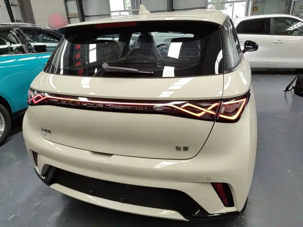 BYD Dolphin 2026