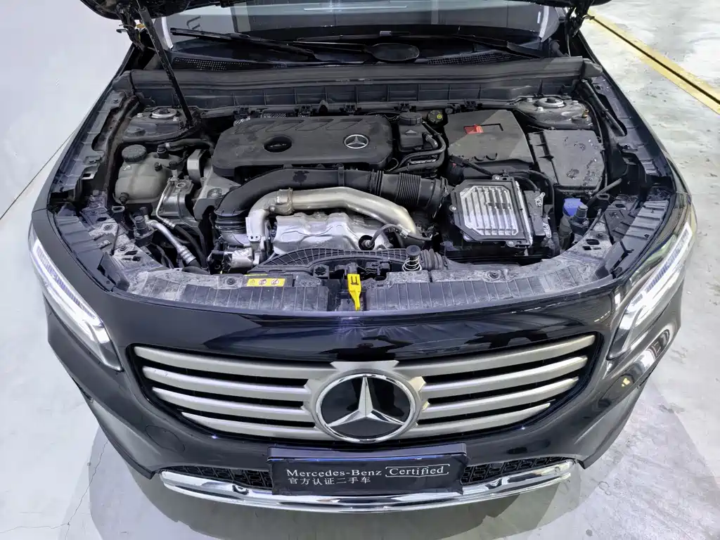 Mercedes-Benz GLB 2025