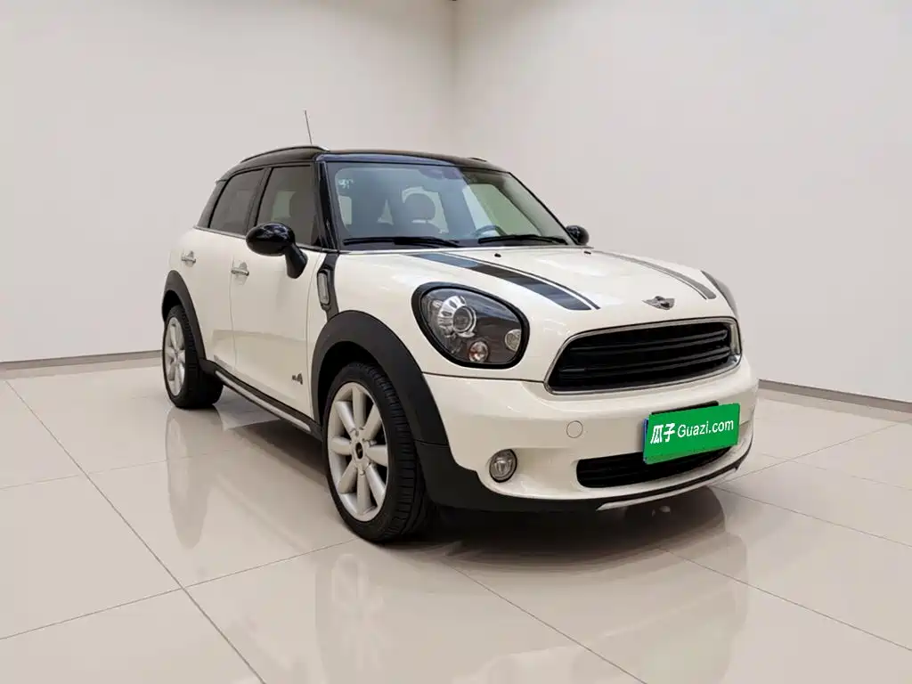 MINI Countryman 2016