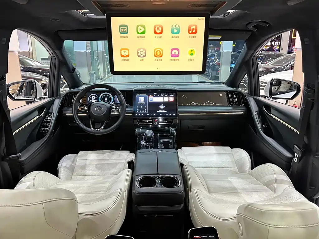 GAC Motor Trumpchi M8 2023 — фото 12