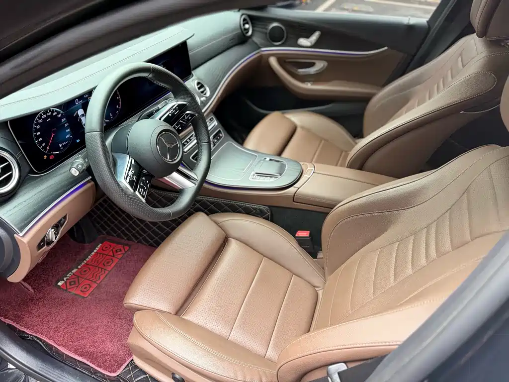 Mercedes-Benz E-Class 2023 — фото 12