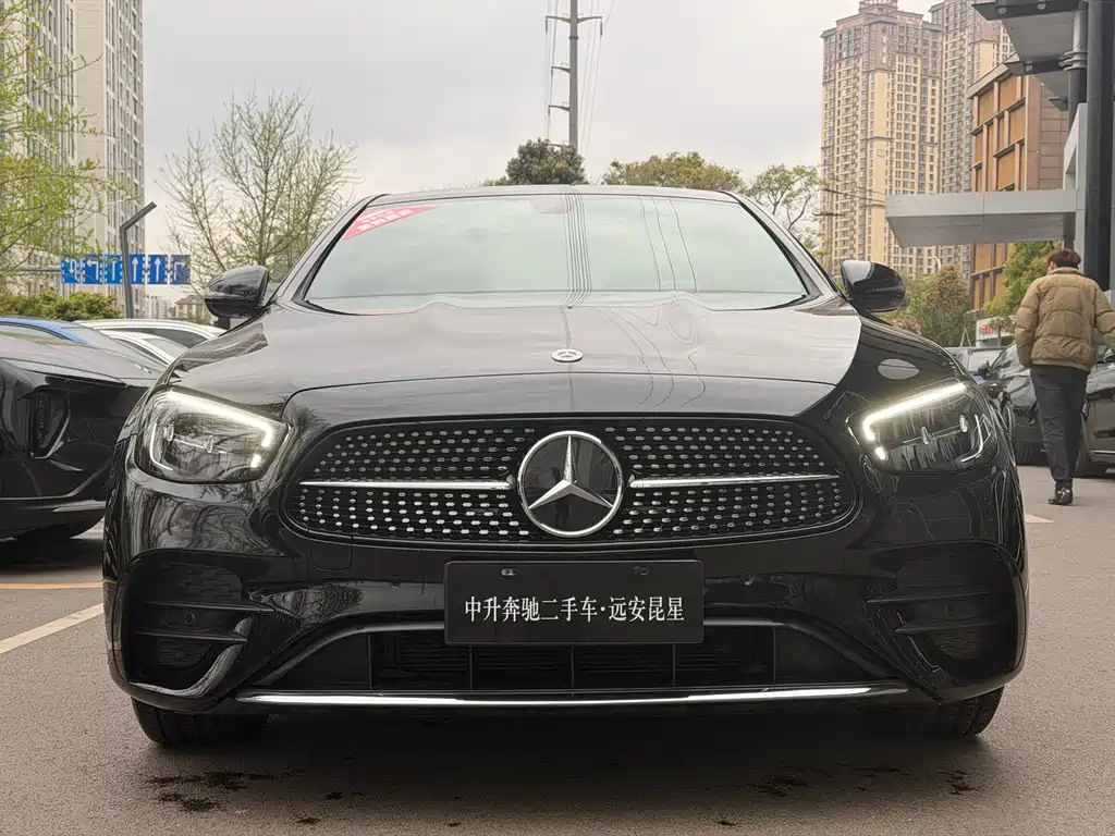 Mercedes-Benz E-Class 2023 — фото 2