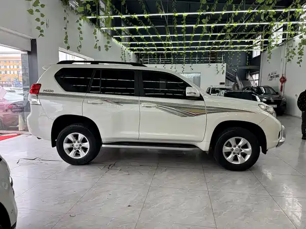 Toyota Prado 2010