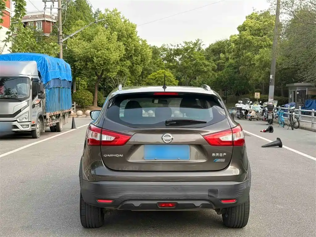 Nissan Qashqai 2017 — фото 10