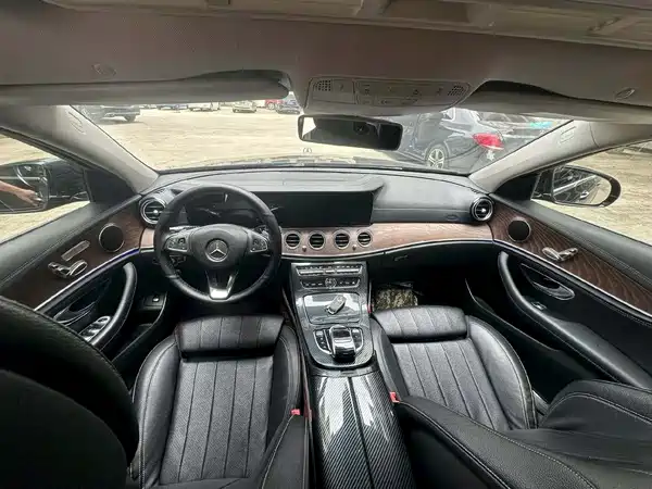 Mercedes-Benz E-Class 2017