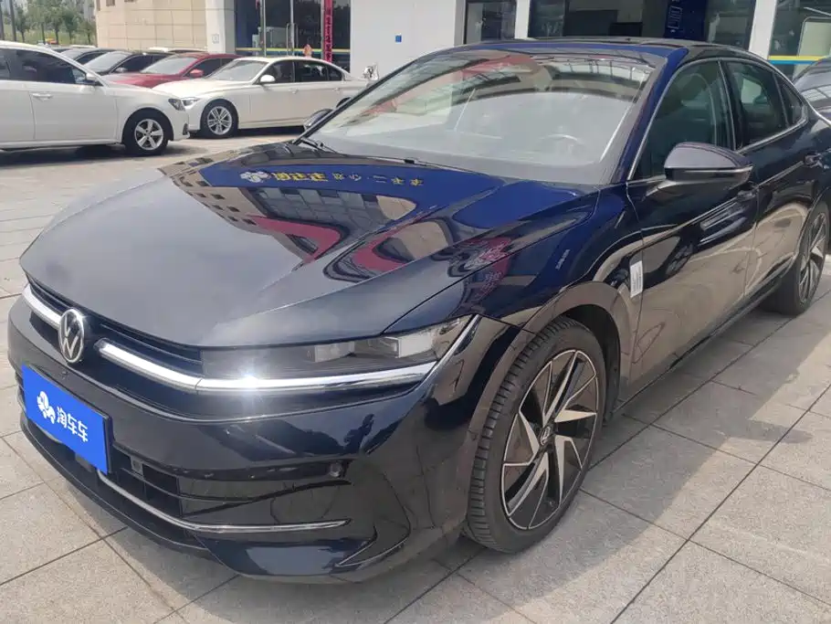 Volkswagen Magotan 2024