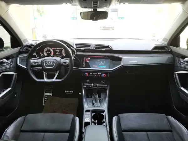 Audi Q3 2023