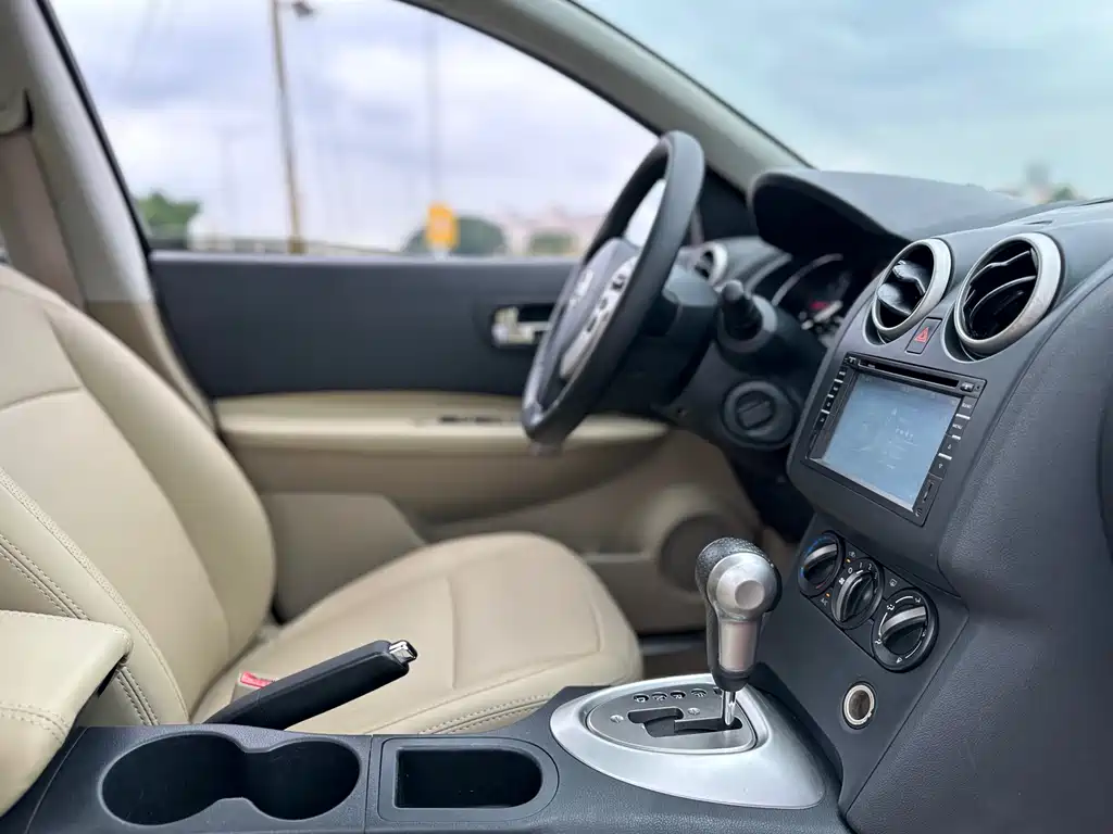 Nissan Qashqai 2015 — фото 15