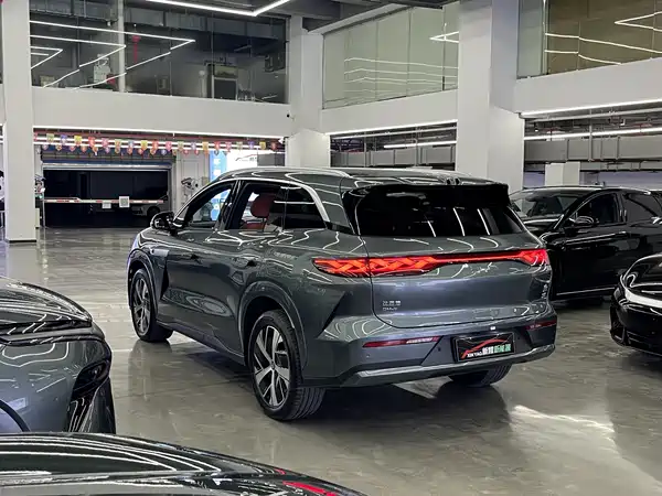 BYD Tang L 2026