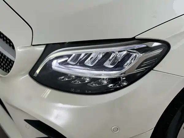 Mercedes-Benz C-Class 2019
