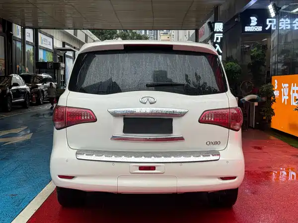 Infiniti QX80 2018