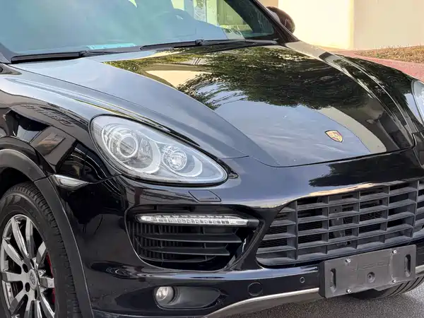 Porsche Cayenne 2011