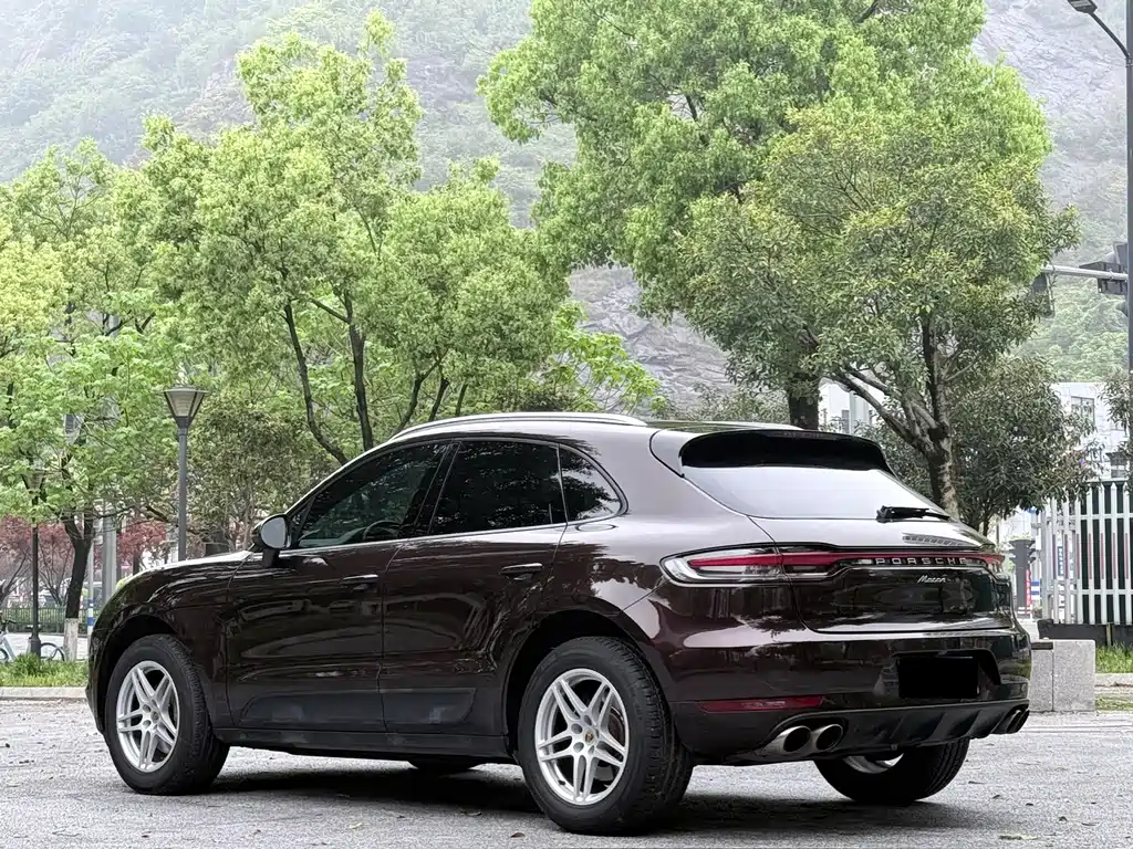 Porsche Macan 2020 — фото 18