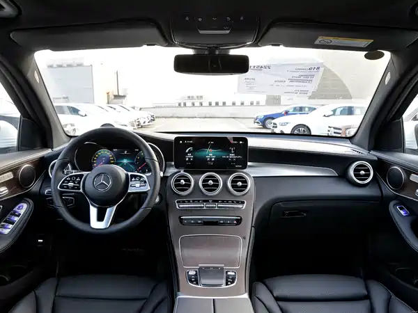 Mercedes-Benz GLC 2021