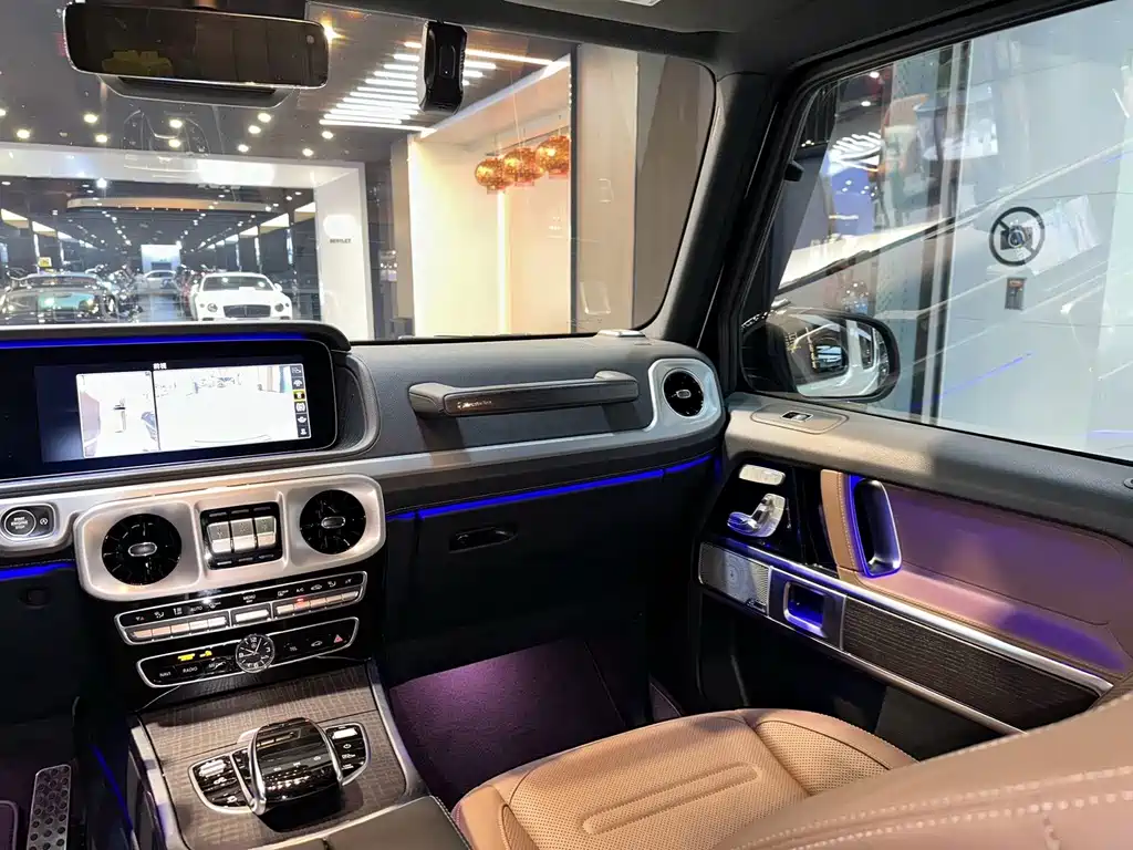 Mercedes-Benz G-Class 2021 — фото 14