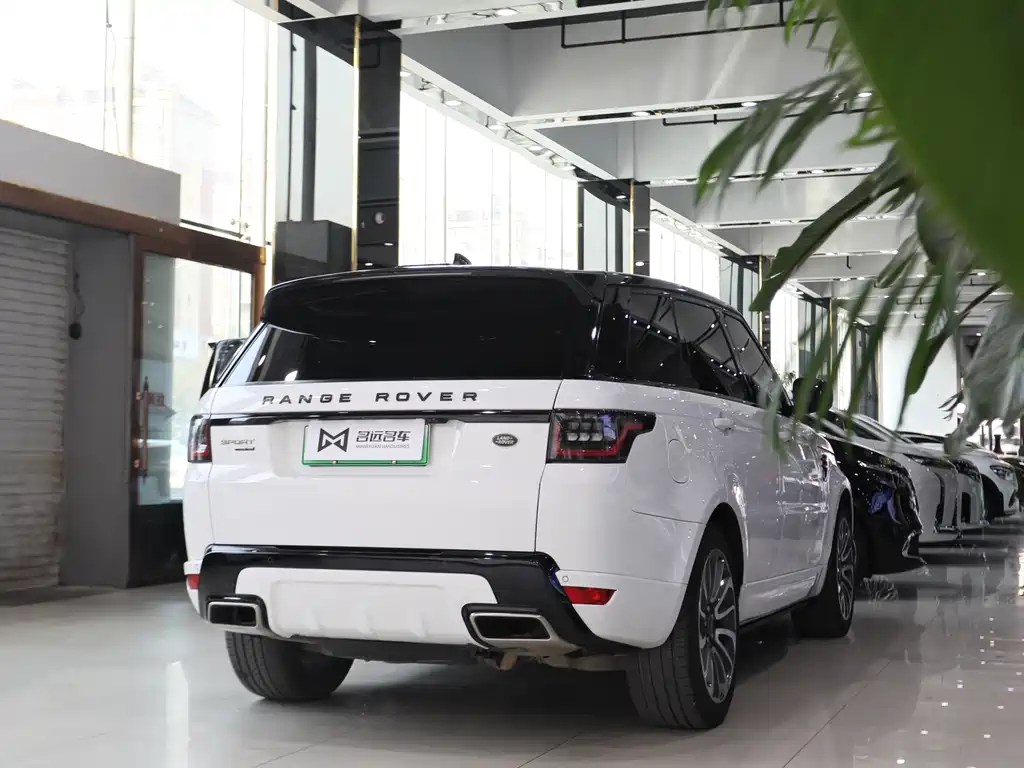 Land Rover Sport PHEV 2018 — фото 18
