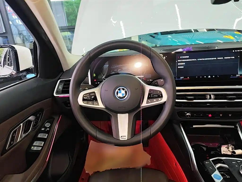 BMW i3 2024 — фото 11