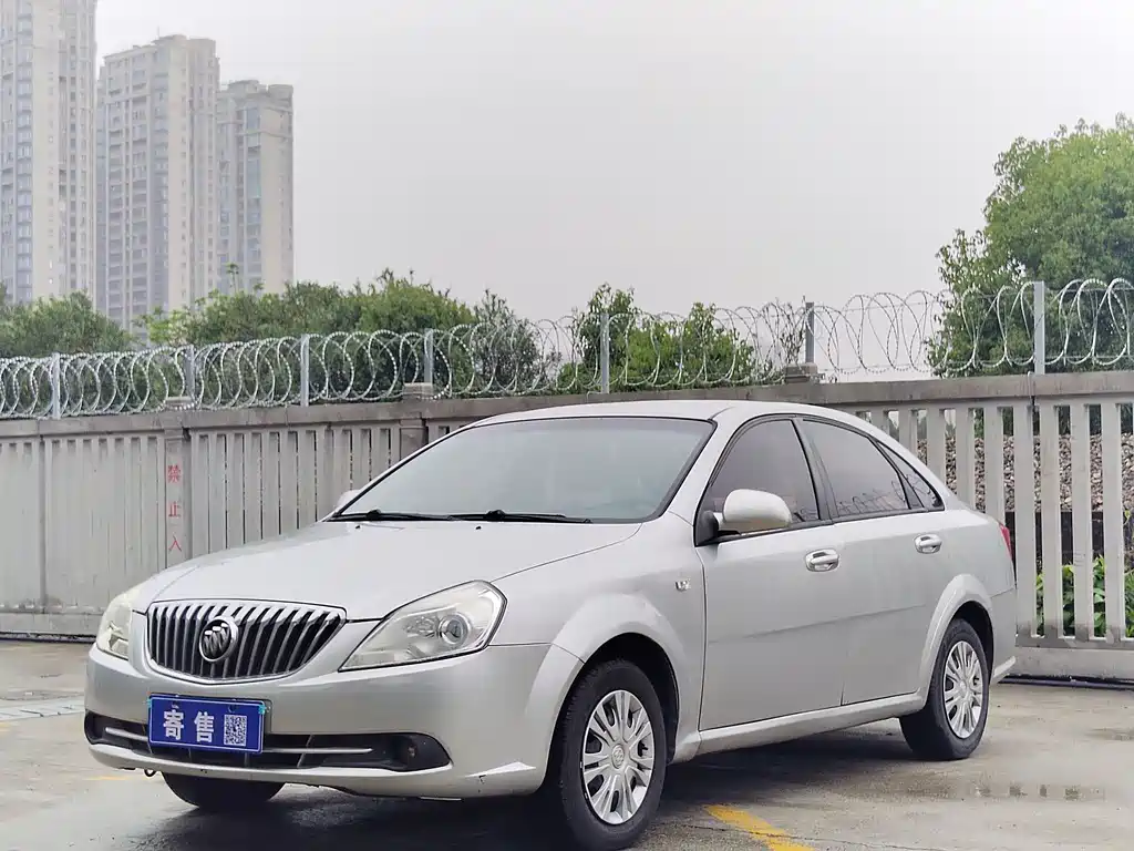 Buick Excelle 2014 — фото 1