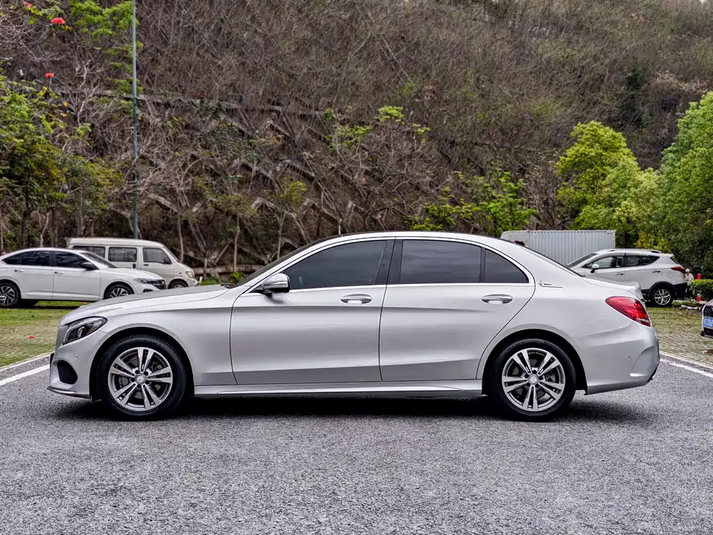 Mercedes-Benz C-Class 2017 — фото 8