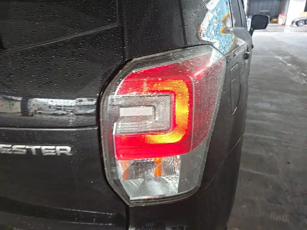 Subaru Forester 2017 — фото 8
