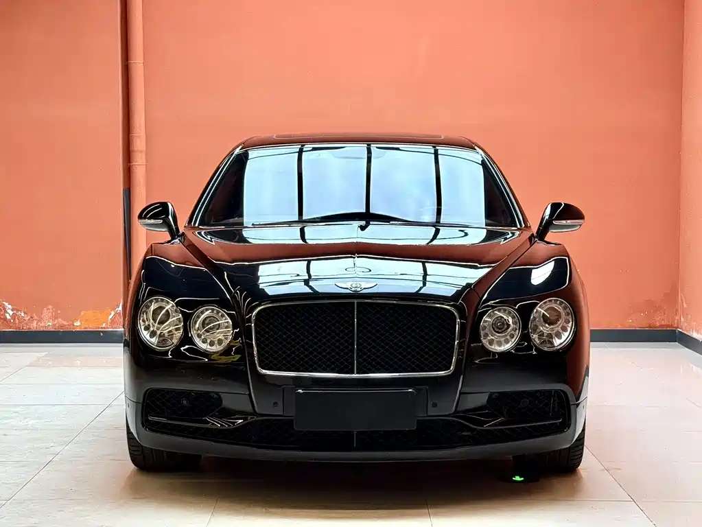 Bentley Flying Spur 2012 — фото 2