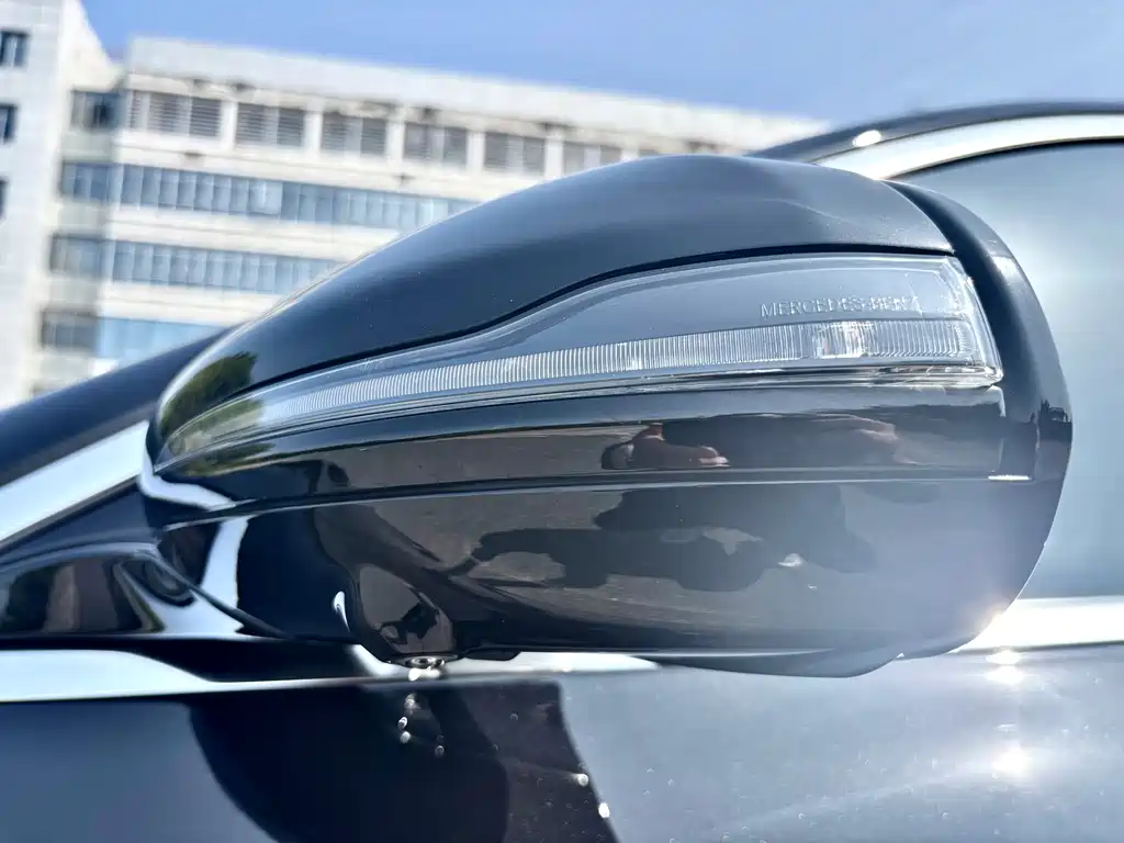 Mercedes-Benz E-Class 2023 — фото 19