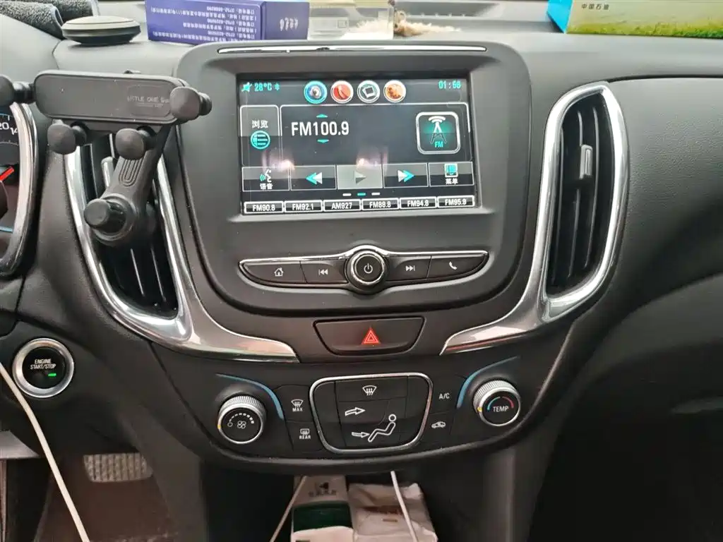 Chevrolet Equinox 2018 — фото 14