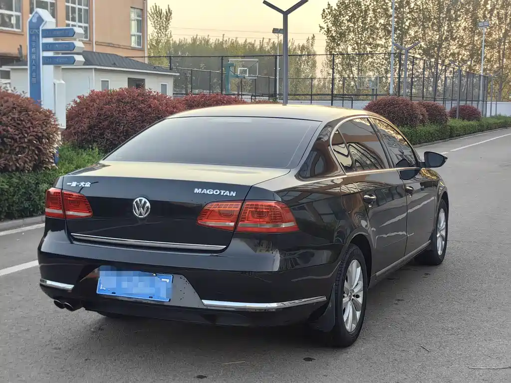 Volkswagen Magotan 2015