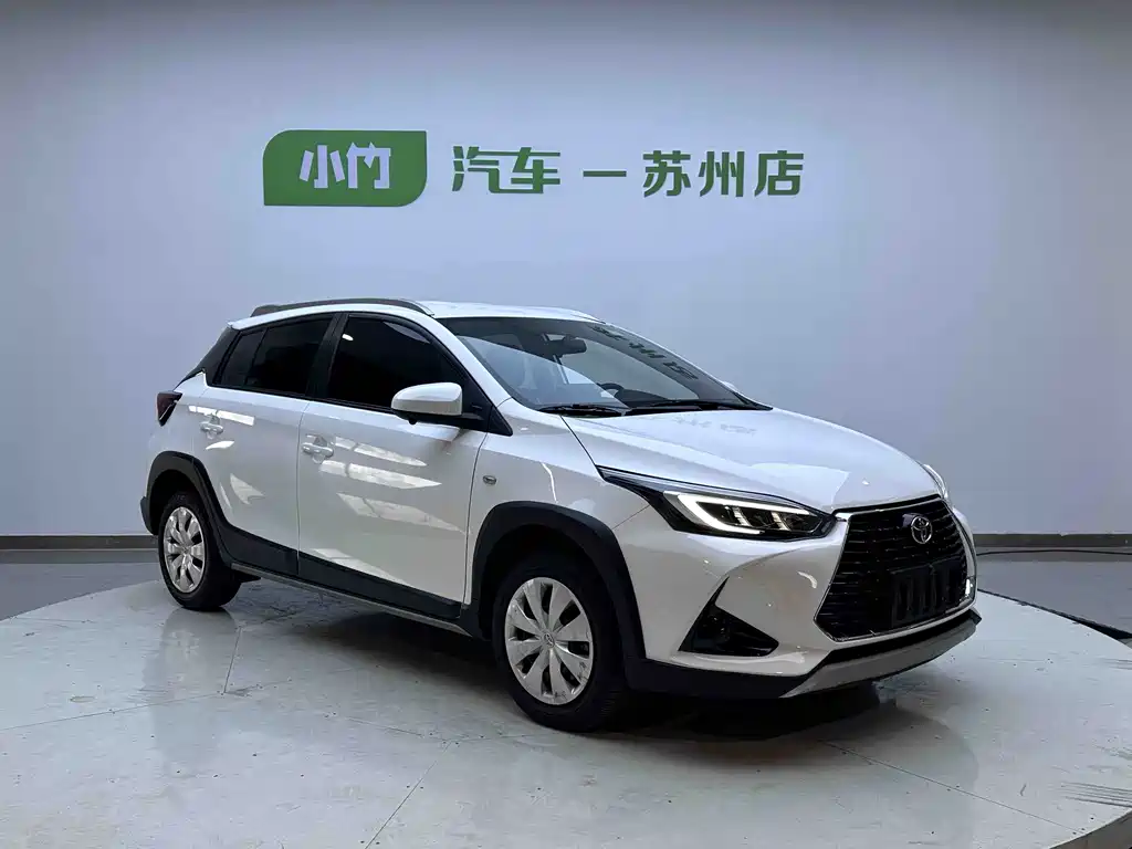 Toyota Yaris L 2023