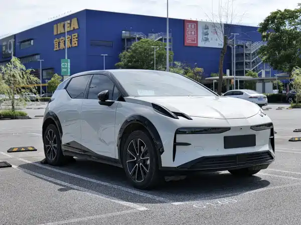 Zeekr X 2024