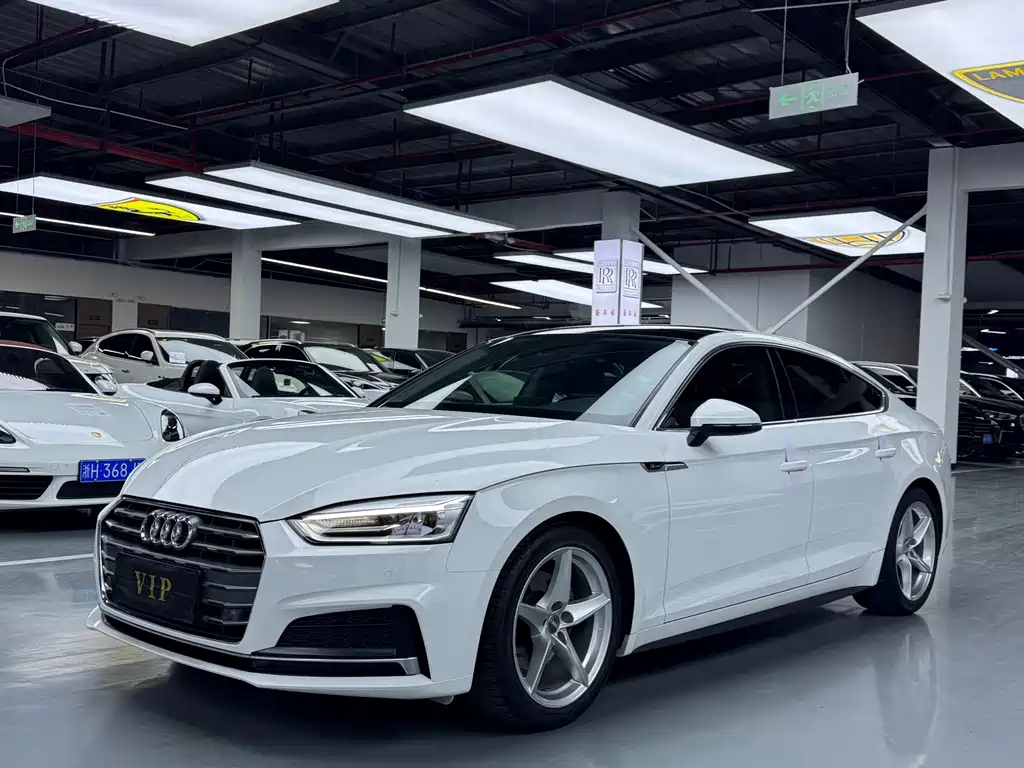Audi A5 2019 — фото 1