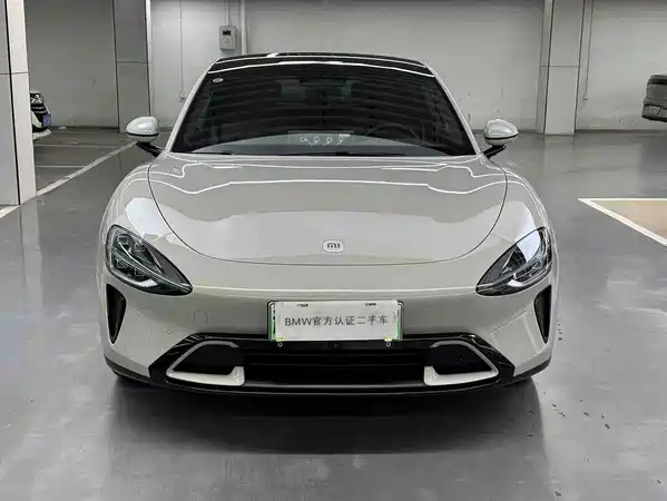 Xiaomi SU7 2025