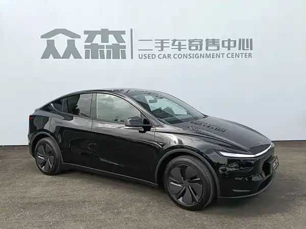 Tesla Model Y 2026