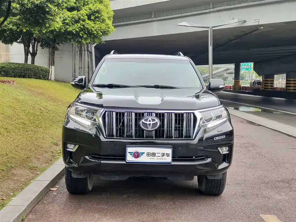 Toyota Prado 2018 — фото 2