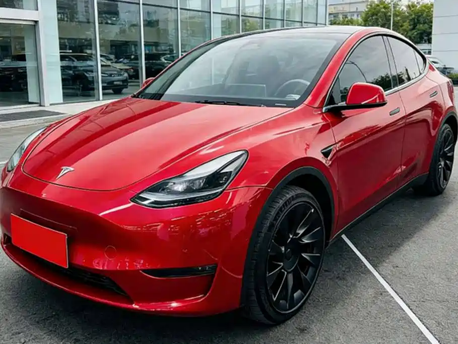 Tesla Model Y 2023 — фото 1