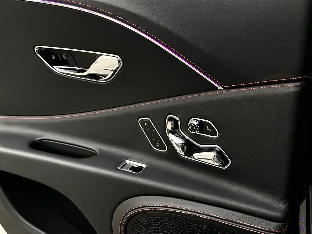 Bentley Flying Spur 2022 — фото 26