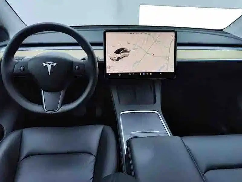 Tesla Model Y 2021 — фото 3